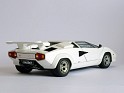 1:18 Auto Art Lamborghini Countach 5000S 1982 Blanco. Subida por Ricardo